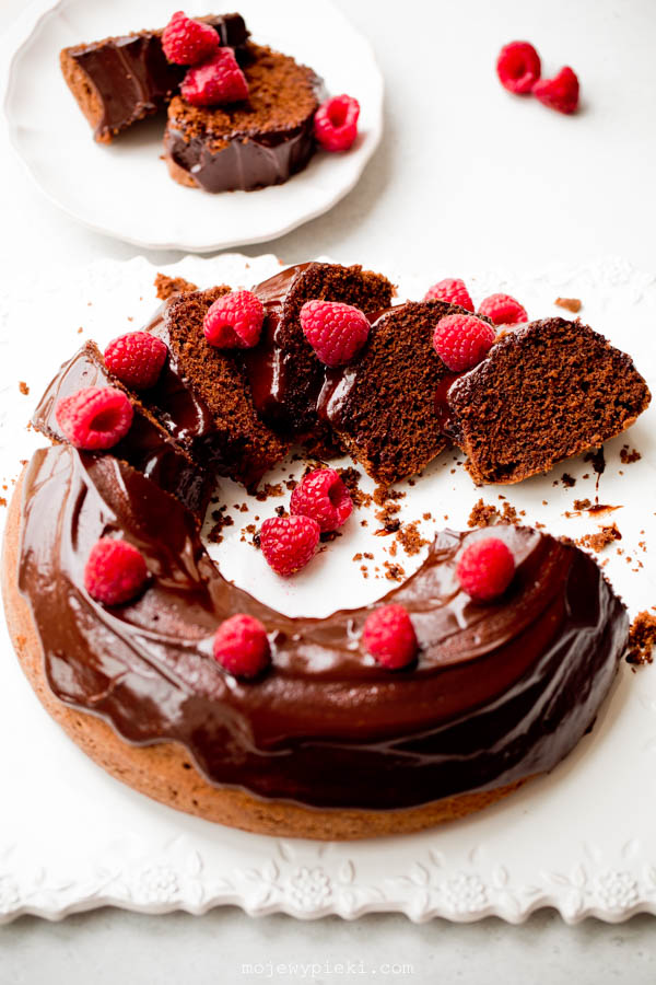 Chocolate Bundt cake