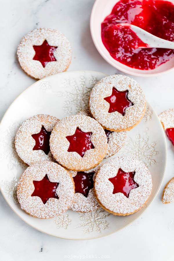 Linzer cookies