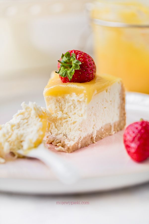 Lemon curd cheesecake