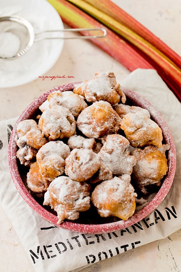 Rhubarb fritters