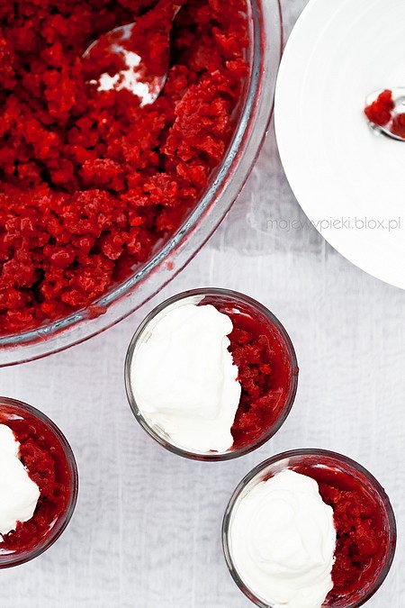 Strawberry granita (with wine)