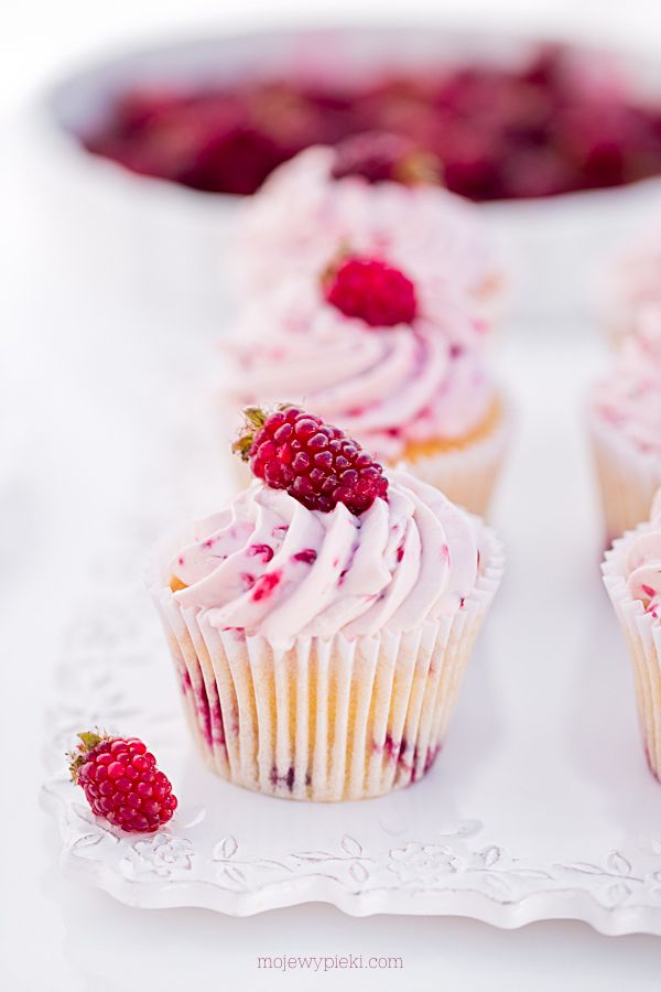 Tayberry cupcakes