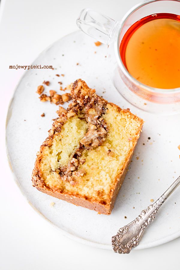 Walnut and halva cake