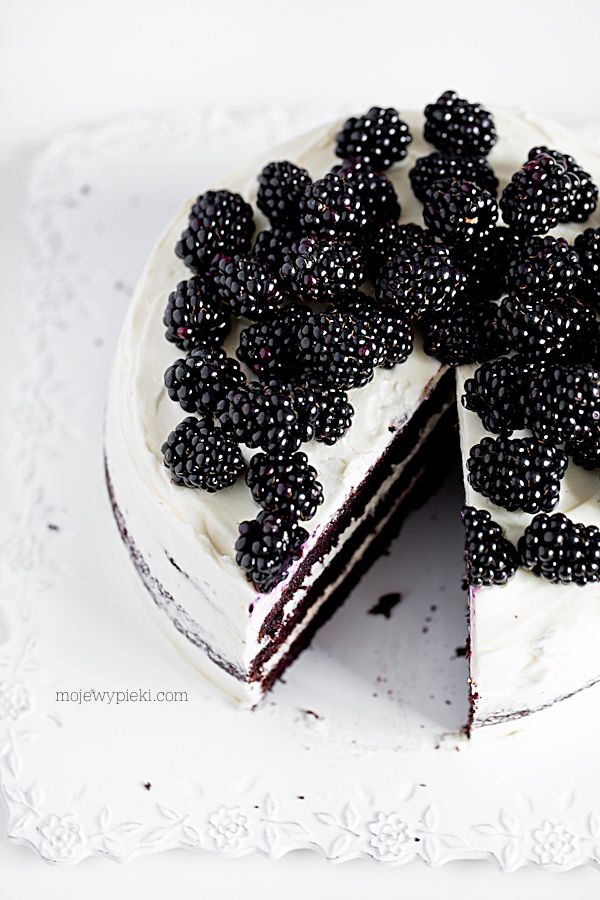 Black Velvet Cake 