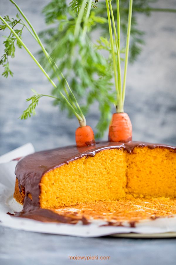 Brazilian carrot cake