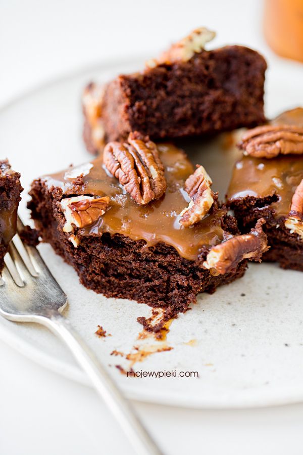 Salted caramel brownie