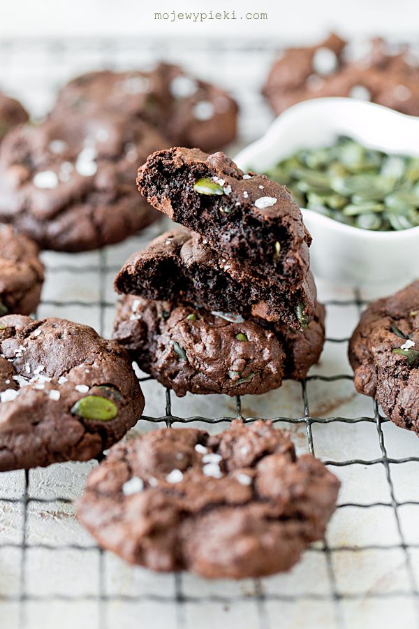 Chocolate and pumpkin seed cookies