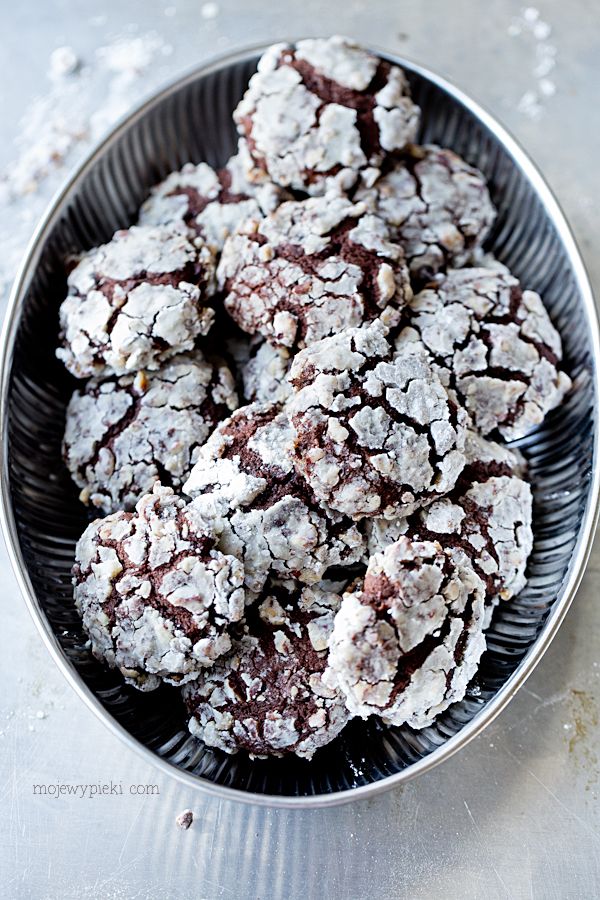 Chocolate banana cookies with pecans