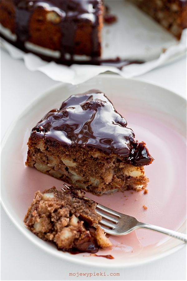 Chocolate apple cake
