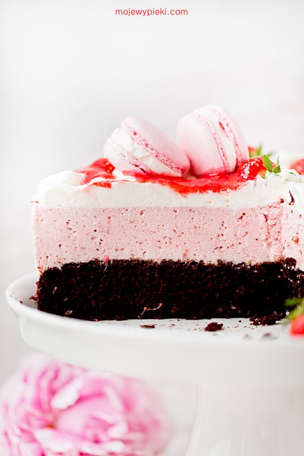 Chocolate cake with strawberry mousse