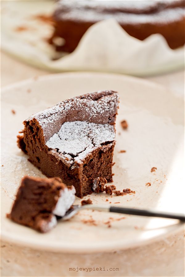 Chocolate and chestnut pudding cake