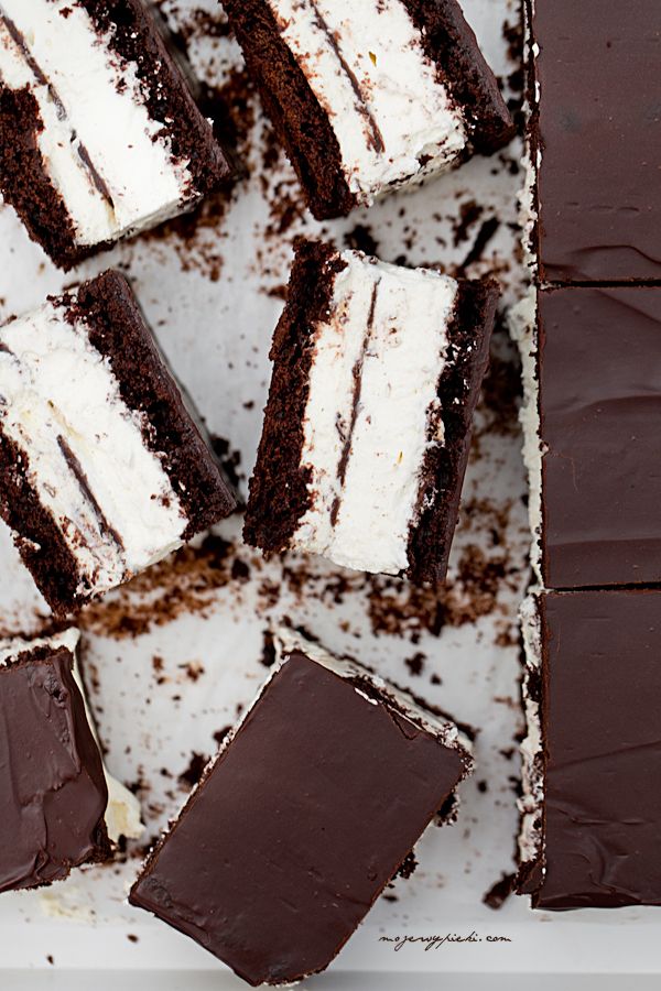 Kinder Pingui chocolate cake
