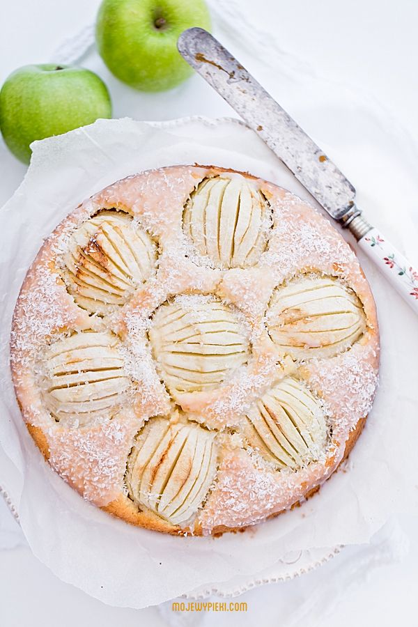 Coconut apple cake
