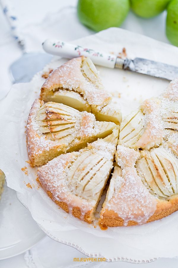 Coconut apple cake