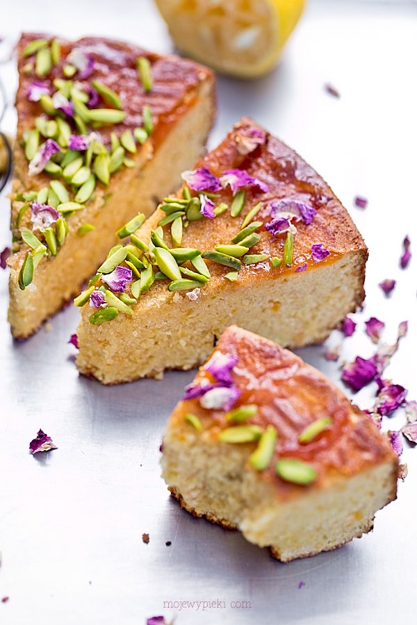 Apricot, rose and cardamom cake