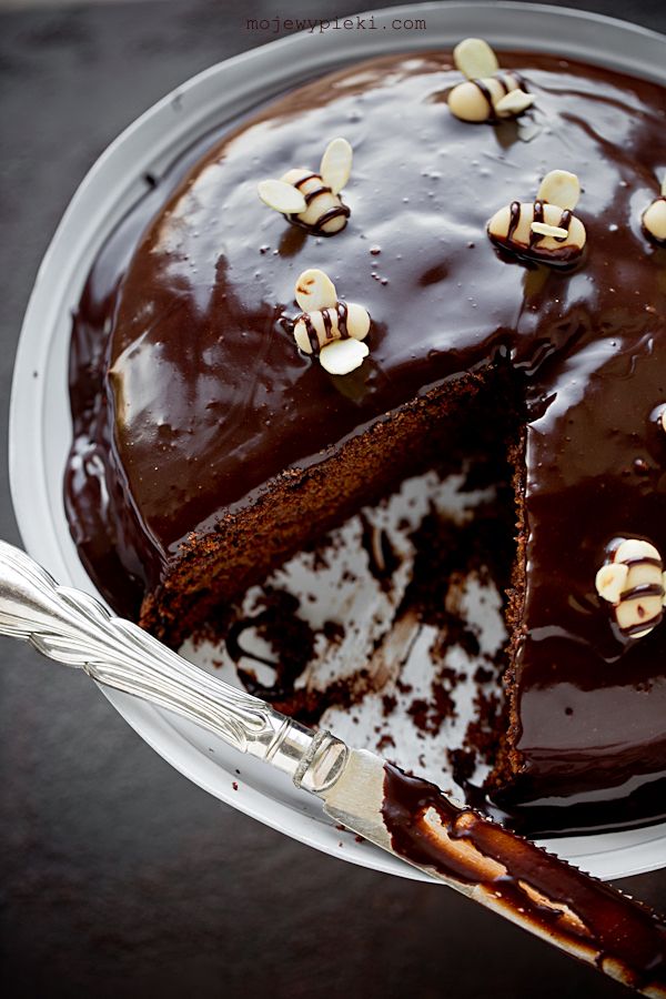Honey chocolate cake