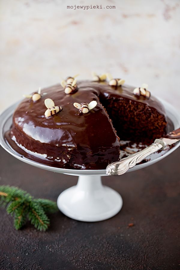 Honey chocolate cake