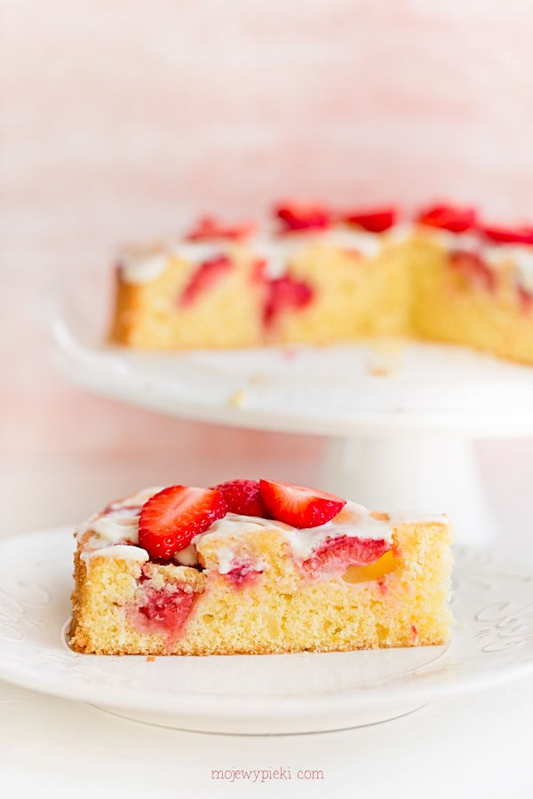 Strawberry orange cake