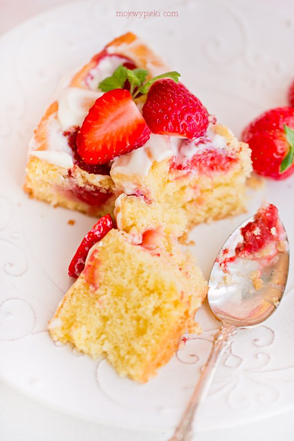Strawberry orange cake