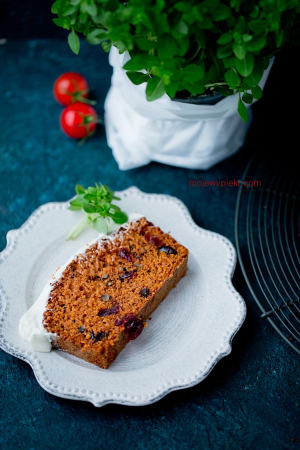 Tomato cake