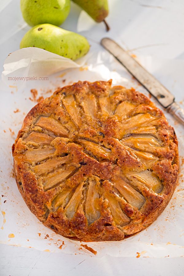 Easy autumn pear & hazelnut cake