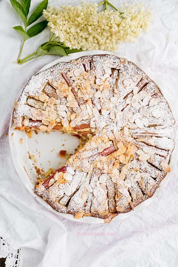 Rhubarb and almond cake