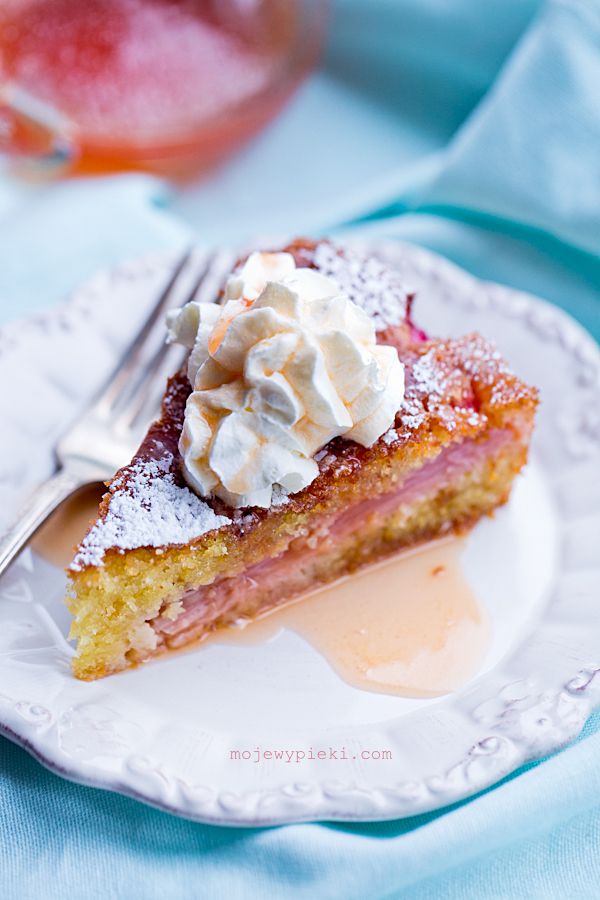 Rhubarb and orange cake
