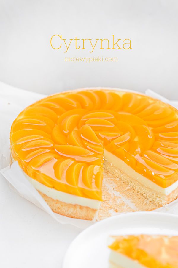 Lemon kefir cake with peaches and jelly