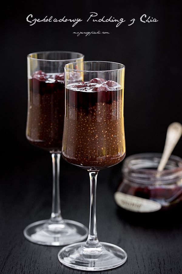 Chocolate chia pudding