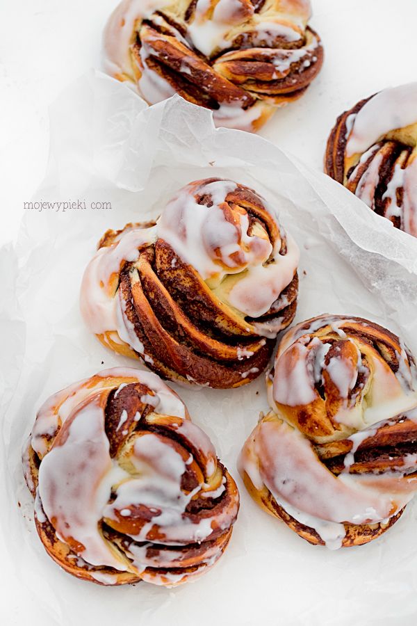 Nutella yeast buns