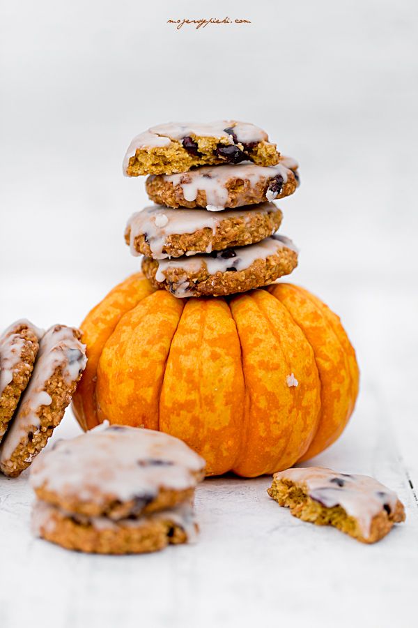 Pumpkin oat cookies