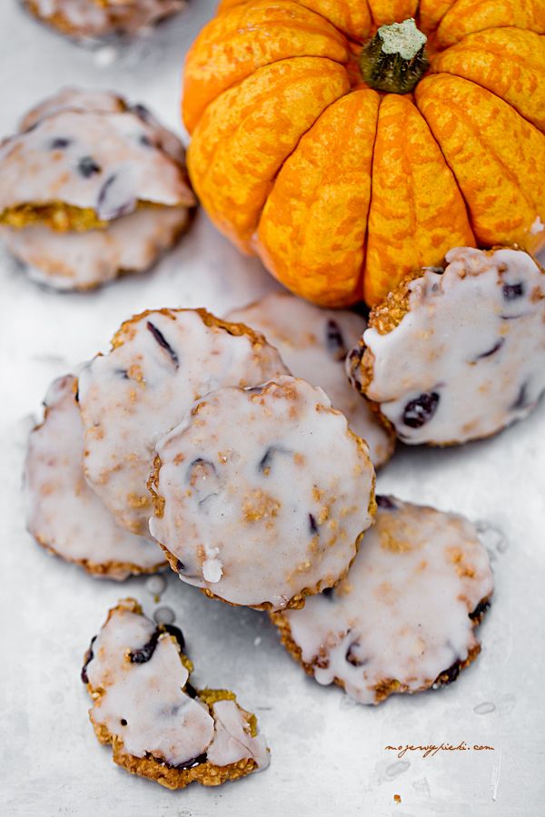 Pumpkin oat cookies