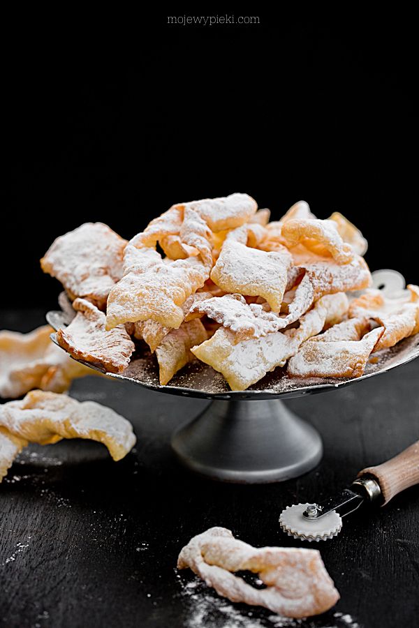 Ćwierczakiewiczowa’s angel wings