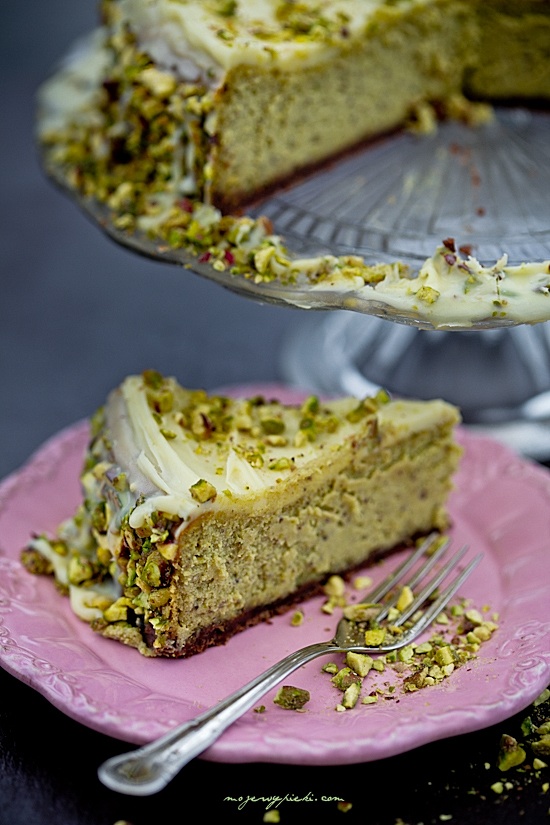 Pistachio cheesecake