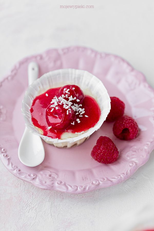 Coconut and raspberry mini cheesecakes