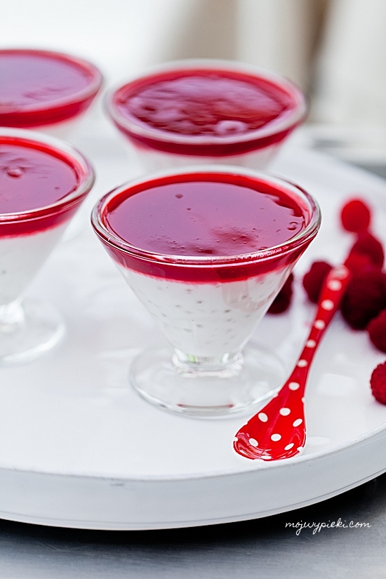Coconut tapioca pudding with raspberries