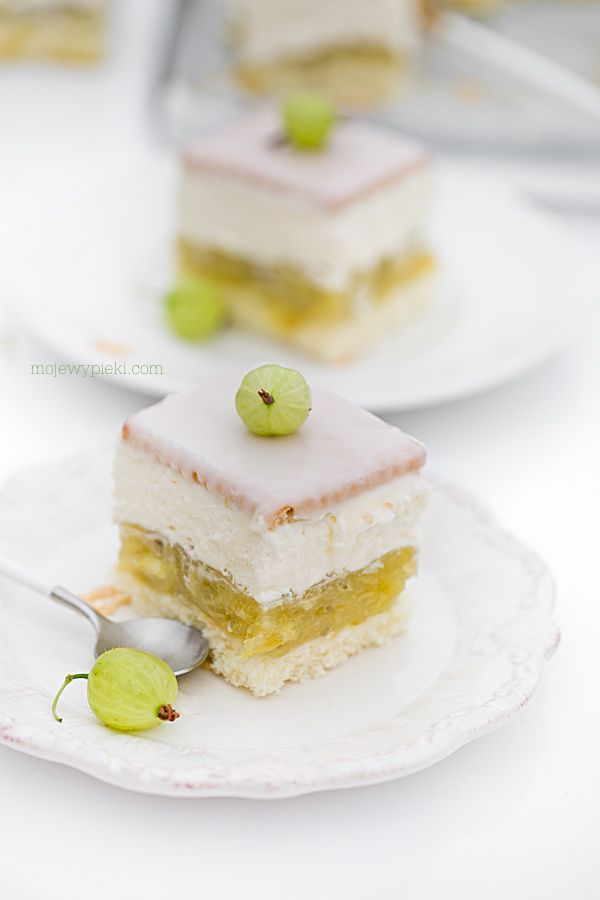 Gooseberry slice