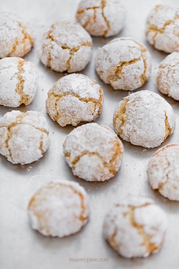 Soft amaretti cookies
