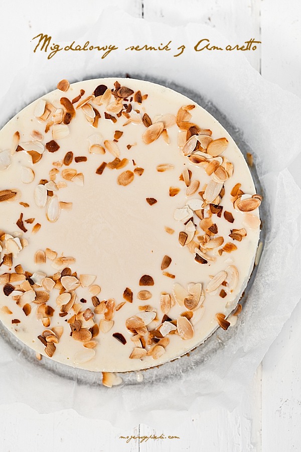 Almond Amaretto cheesecake