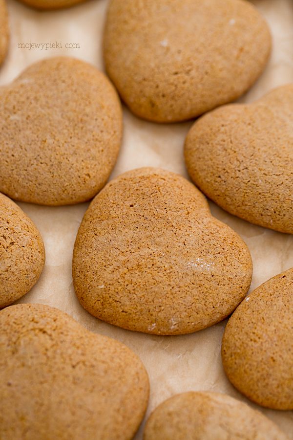Honey gingerbread cookies