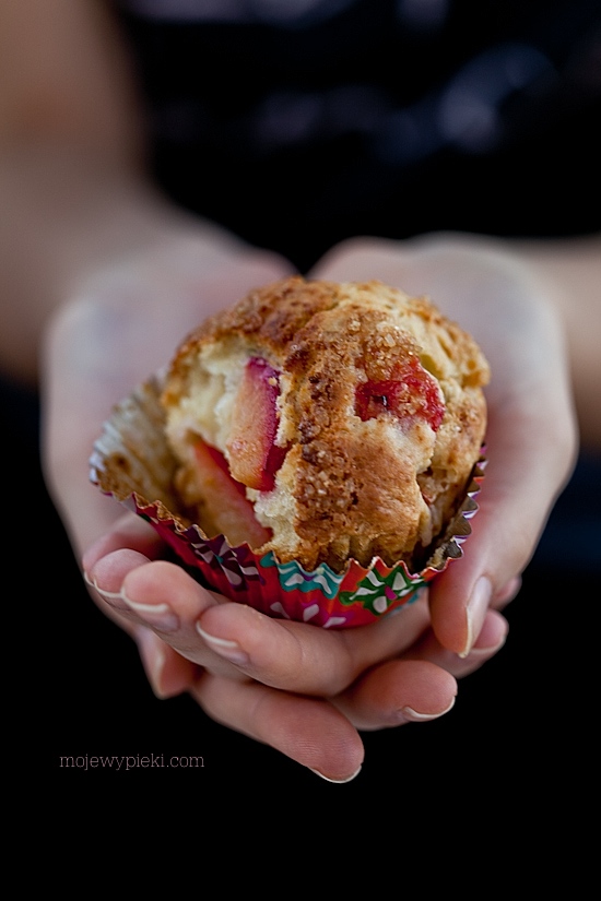 Plum muffins
