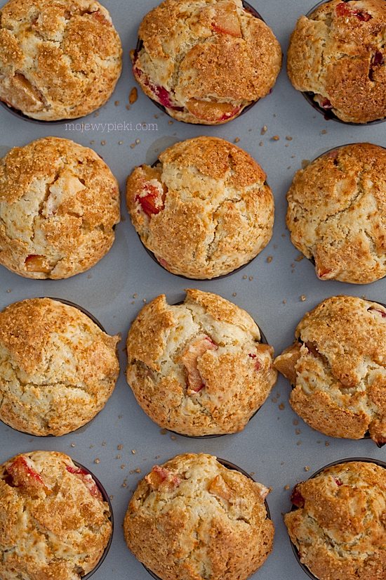 Plum muffins