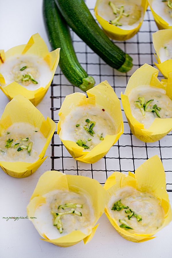 Lemon courgette muffins