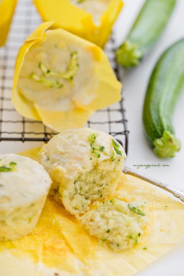 Lemon courgette muffins