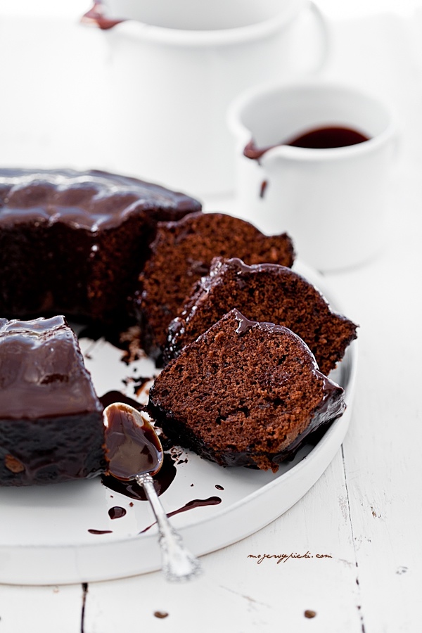 Spiced chocolate cake
