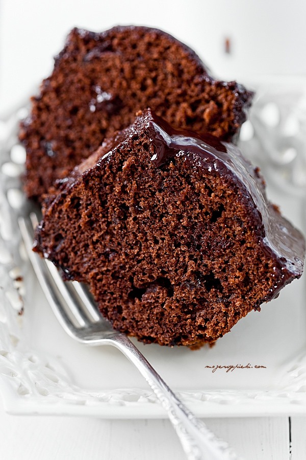 Spiced chocolate cake