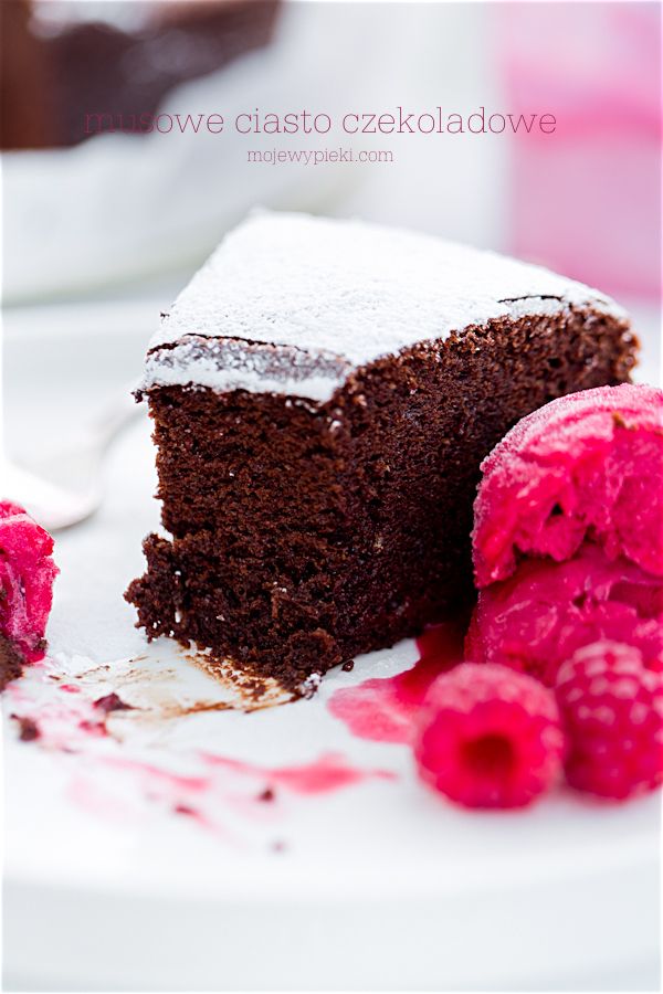 Chocolate mousse cake