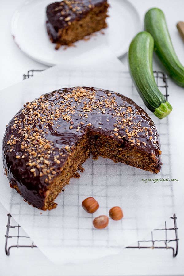 Hazelnut courgette cake
