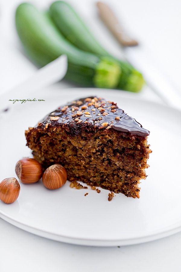 Hazelnut courgette cake