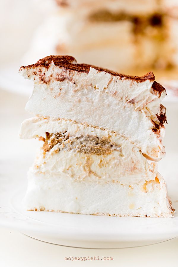 Tiramisu pavlova